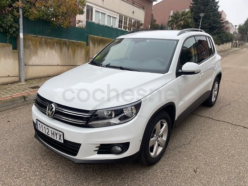 Usado VW Tiguan 110 HP (80 kW) 2014 Branco SUV