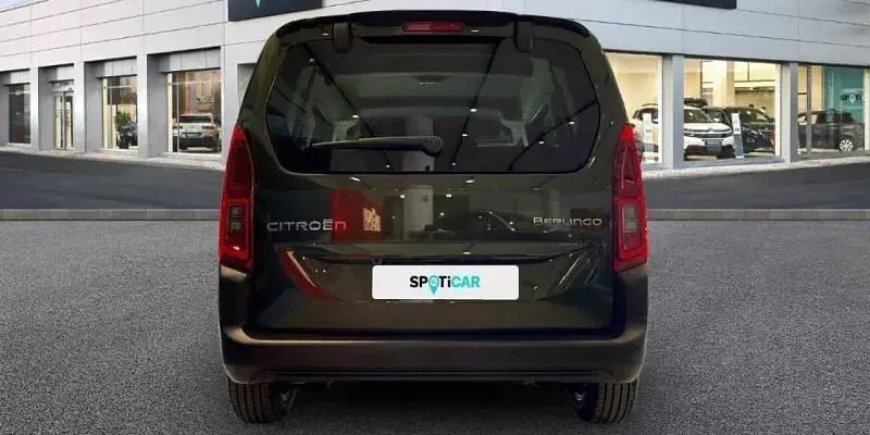 Usado Citroën Berlingo 102 CV (75 kW) 2024 Verde Monovolumen