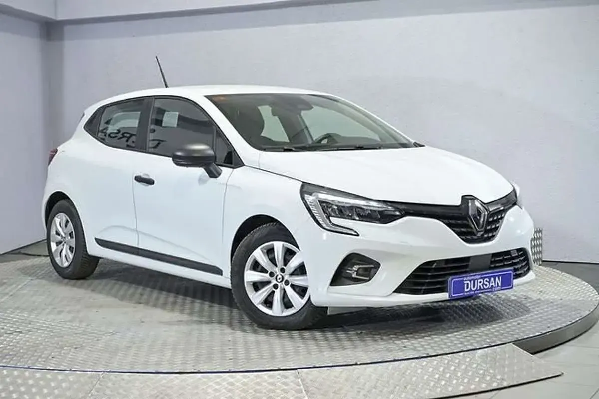 Usado Renault Clio Business 86 CV (63 kW) 2021 Blanco Utilitario