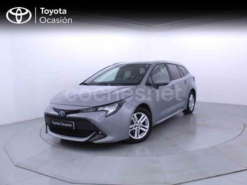 Gris / plata Usado 2022 Toyota Corolla Active Familiar | 23.250 € (Caro) - Imagen 1/3
