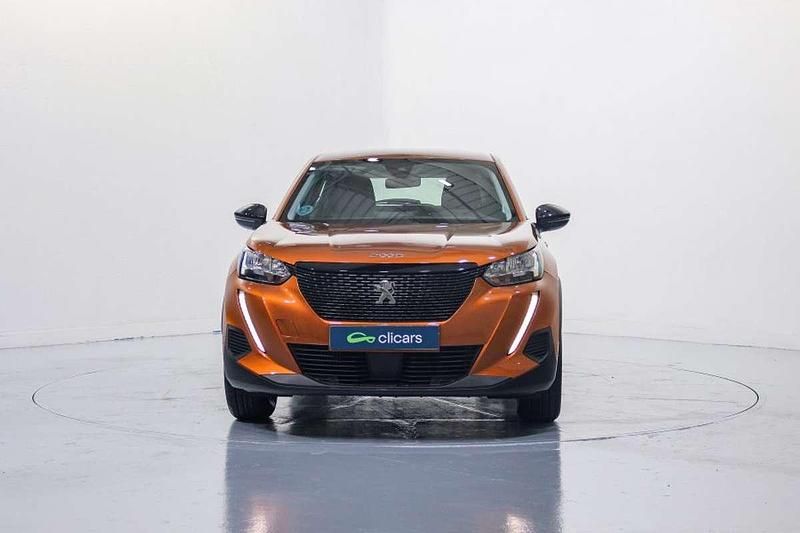 Usado Peugeot 2008 Active 101 CV (74 kW) 2022 Naranja SUV