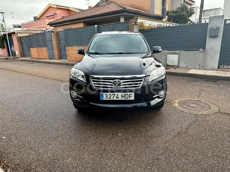Usado Toyota RAV4 Executive 150 CV (110 kW) 2011 Negro SUV