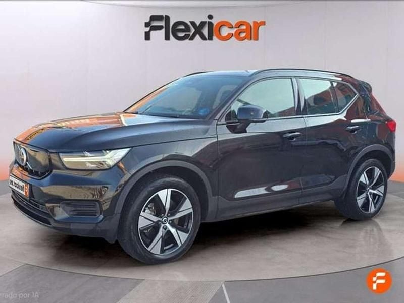 Usado Volvo XC40 Core 169 kW (231 CV) 2022 Negro SUV