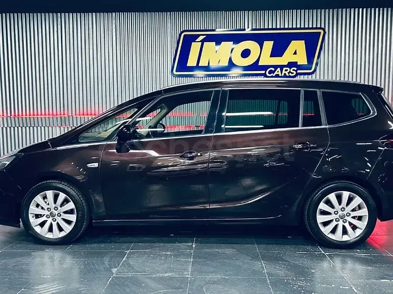 Usado Opel Zafira Tourer Excellence 136 CV (100 kW) 2015 Marrón Monovolumen