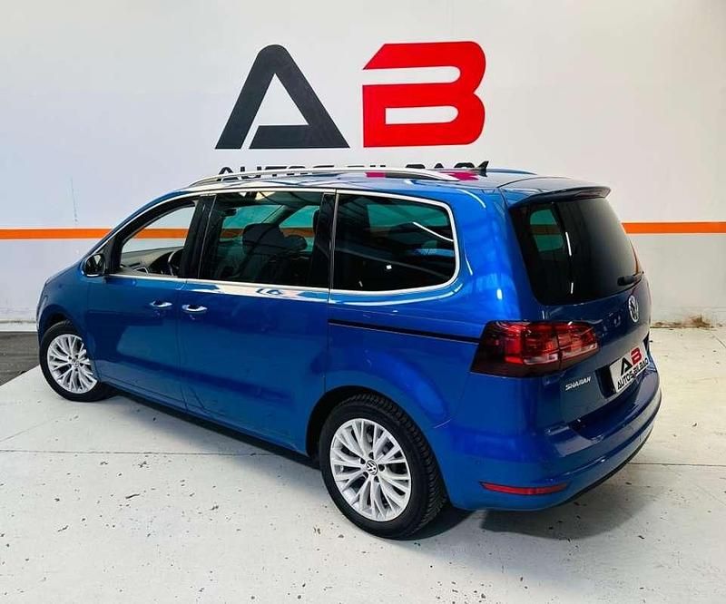 Usado VW Sharan Advance 150 CV (110 kW) 2018 Azul Monovolumen
