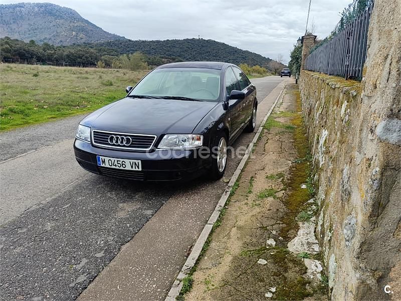 Usado Audi A6 193 CV (141 kW) 1998 Azul Berlina