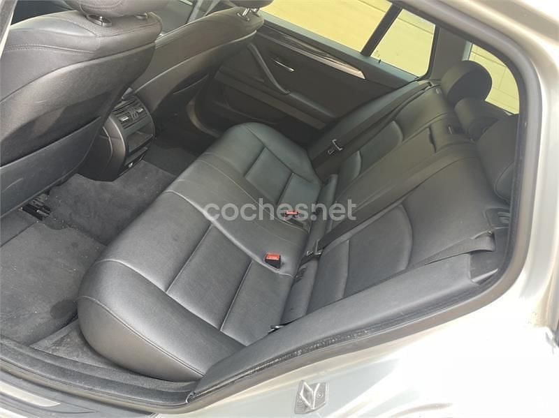 Usado BMW 530 258 CV (189 kW) 2015 Gris / plata Familiar