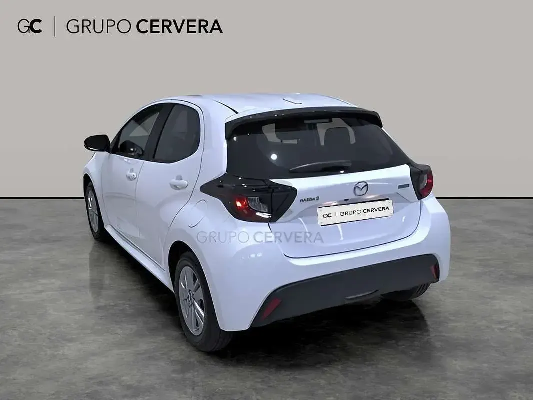 Nuevo Mazda 2 Center-Line 116 CV (85 kW) 2026 Blanco Utilitario