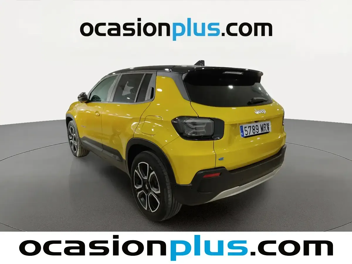 Usado Jeep Avenger Summit 114 kW (156 CV) 2024 Amarillo SUV