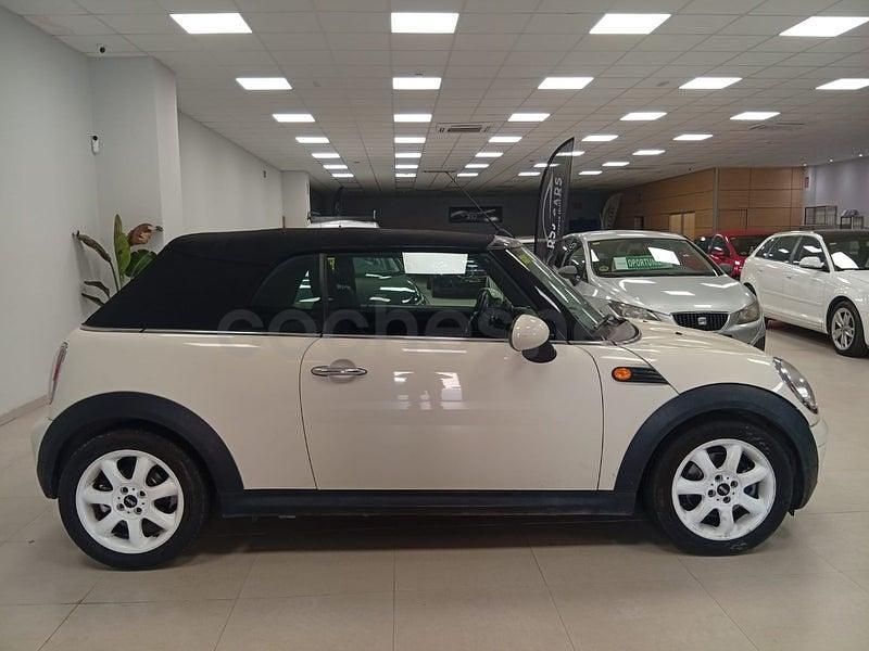 Usado Mini Cooper Cabriolet 120 CV (88 kW) 2009 Beige Descapotable