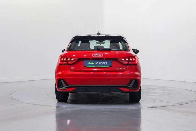 Usado Audi A1 Sportback Premium 110 CV (80 kW) 2021 Rojo Utilitario