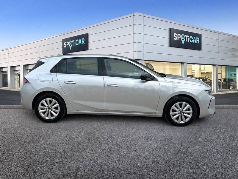 Usado Opel Astra Edition 131 CV (96 kW) 2023 Gris Berlina