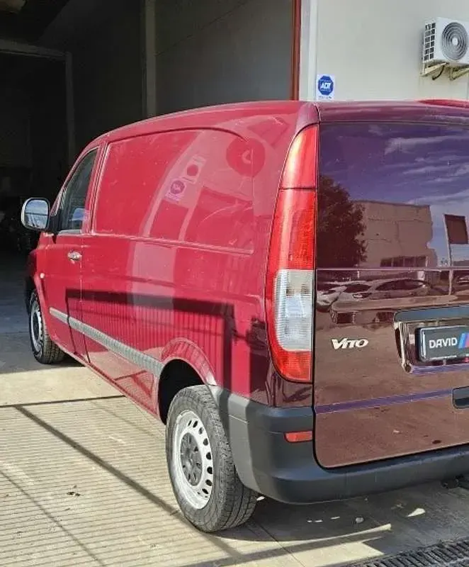 Usado Mercedes Vito 95 CV (69 kW) 2007 Burdeos Van