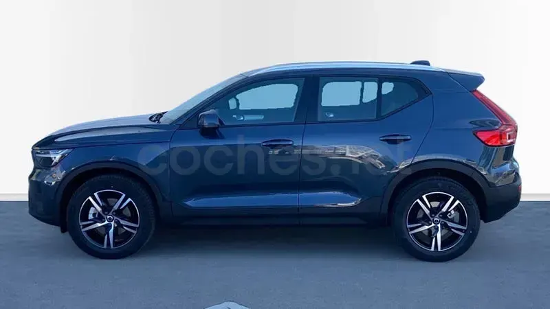 Nuevo Volvo XC40 Core 163 CV (119 kW) 2026 Azul SUV