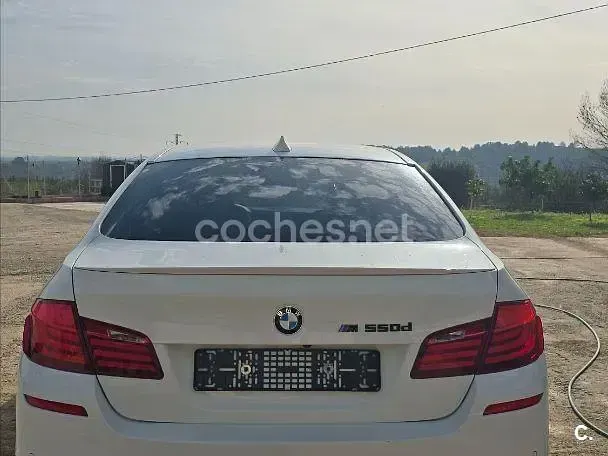 Usado BMW M550 Comfort Edition 381 CV (280 kW) 2012 Blanco Berlina