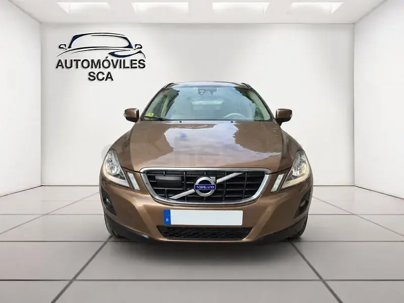 Usado Volvo XC60 Momentum 175 CV (128 kW) 2009 Marrón SUV