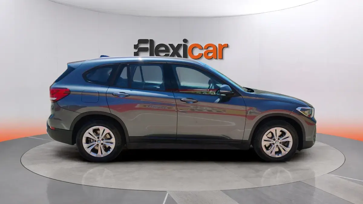 Usado BMW X1 220 CV (161 kW) 2021 Gris SUV