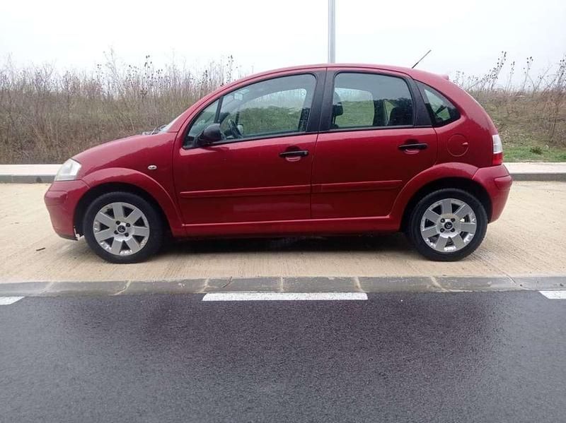 Usado Citroën C3 68 CV (50 kW) 2010 Burdeos Utilitario
