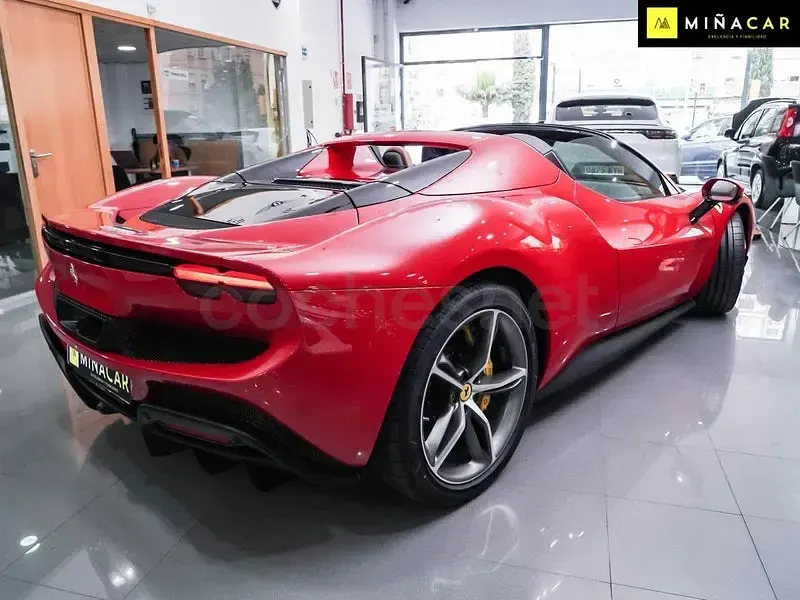 Nuevo Ferrari 296 830 CV (610 kW) 2025 Rojo Coupe