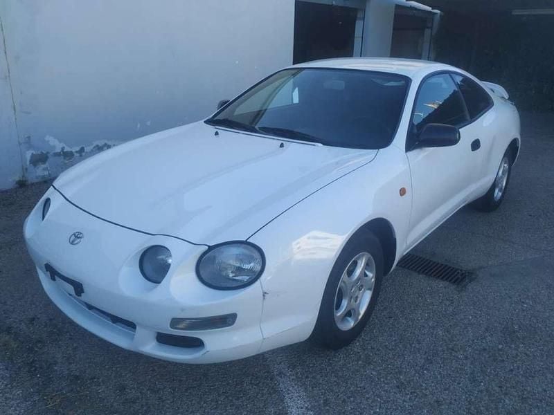 Usado Toyota Celica 116 CV (85 kW) 1997 Blanco Coupe