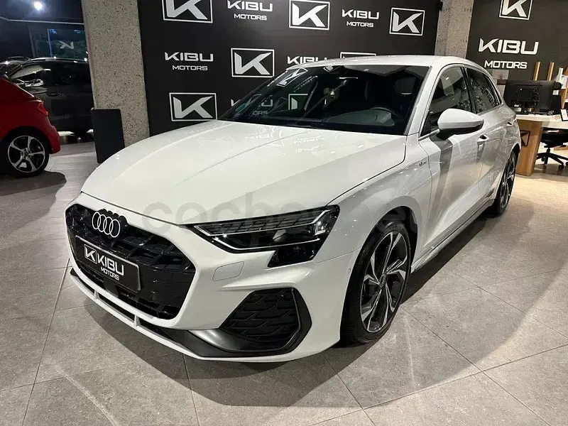 Usado Audi A3 S-Line 150 CV (110 kW) 2025 Blanco Berlina