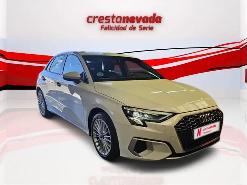 Usado Audi A3 Advanced Plus 116 CV (85 kW) 2023 Blanco Berlina