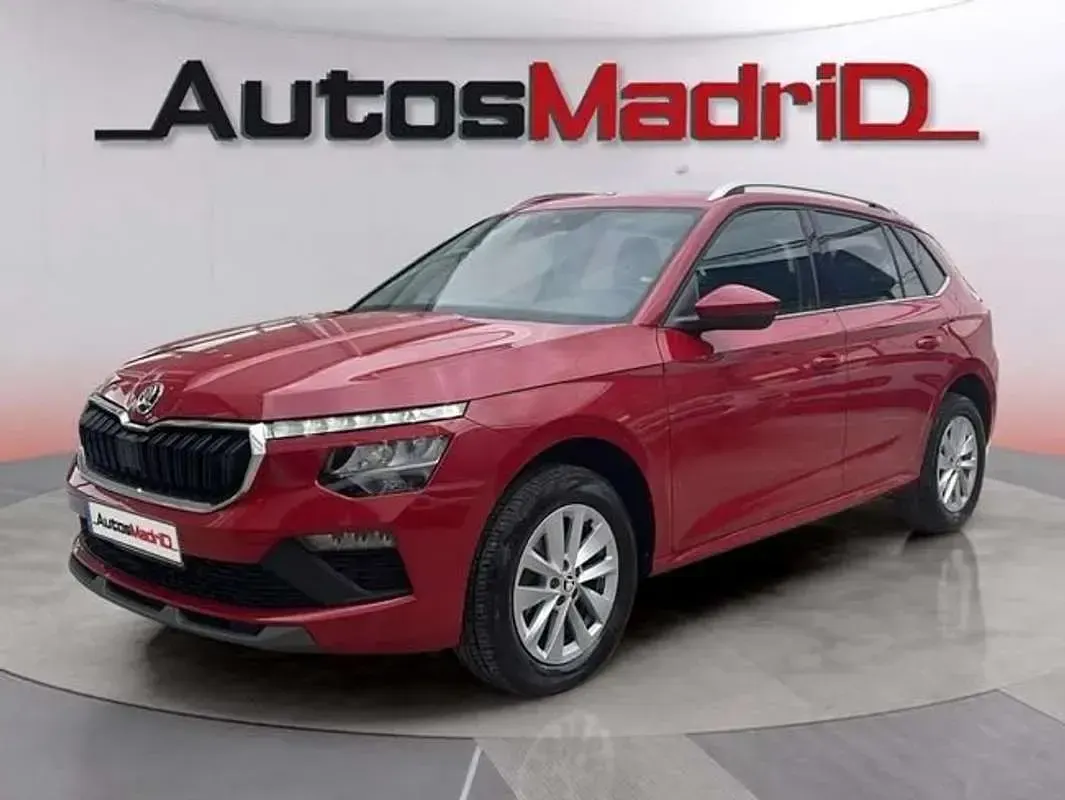 Usado Skoda Kamiq Selection 116 CV (85 kW) 2024 Rojo SUV