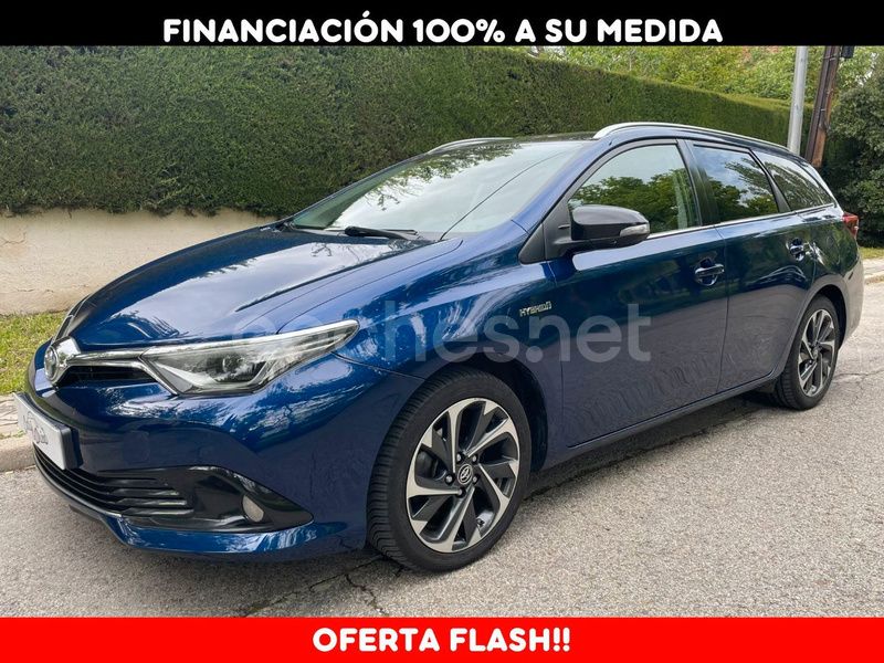 Azul Usado 2017 Toyota Auris Hybrid Edition Familiar | 12.990 € (Buen precio) - Imagen 1/4