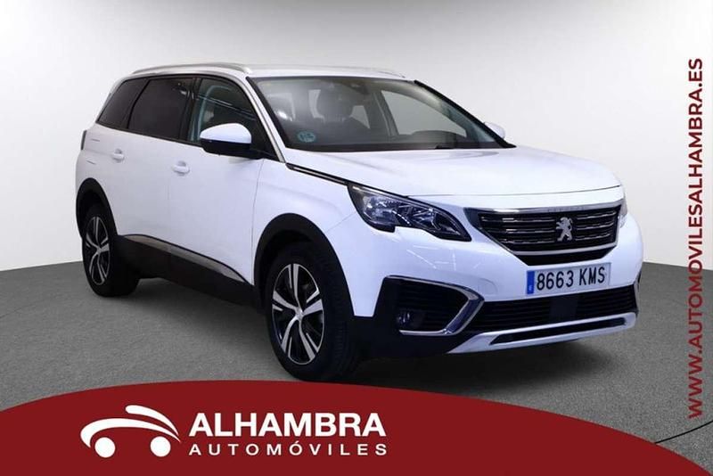Usado Peugeot 5008 Allure 120 CV (88 kW) 2018 Monovolumen