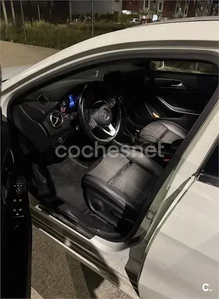 Usado Mercedes A200 Urban 136 CV (100 kW) 2016 Blanco Utilitario