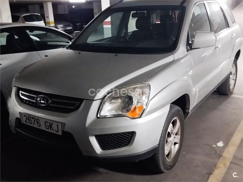 Usado Kia Sportage 142 CV (104 kW) 2009 Gris / plata SUV