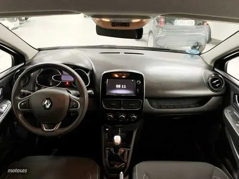 Usado Renault Clio LIMITED 90 CV (66 kW) 2019 Negro