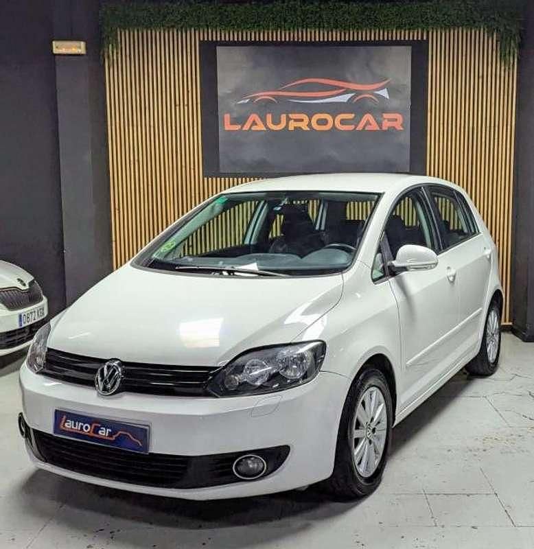 Blanco Usado 2009 VW Golf Plus Comfortline Monovolumen | 6999 € (Precio justo) - Imagen 1/4