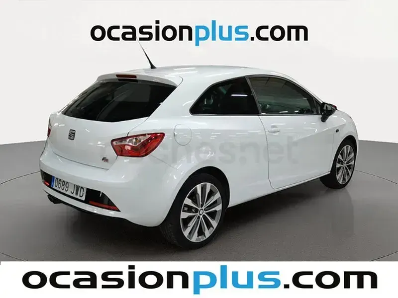 Usado Seat Ibiza SC FR 110 CV (80 kW) 2017 Blanco Utilitario