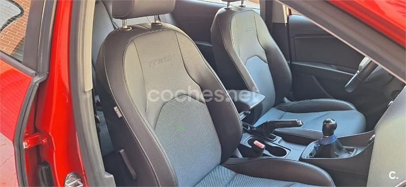 Usado Seat Leon I-Tech 105 CV (77 kW) 2015 Rojo Berlina