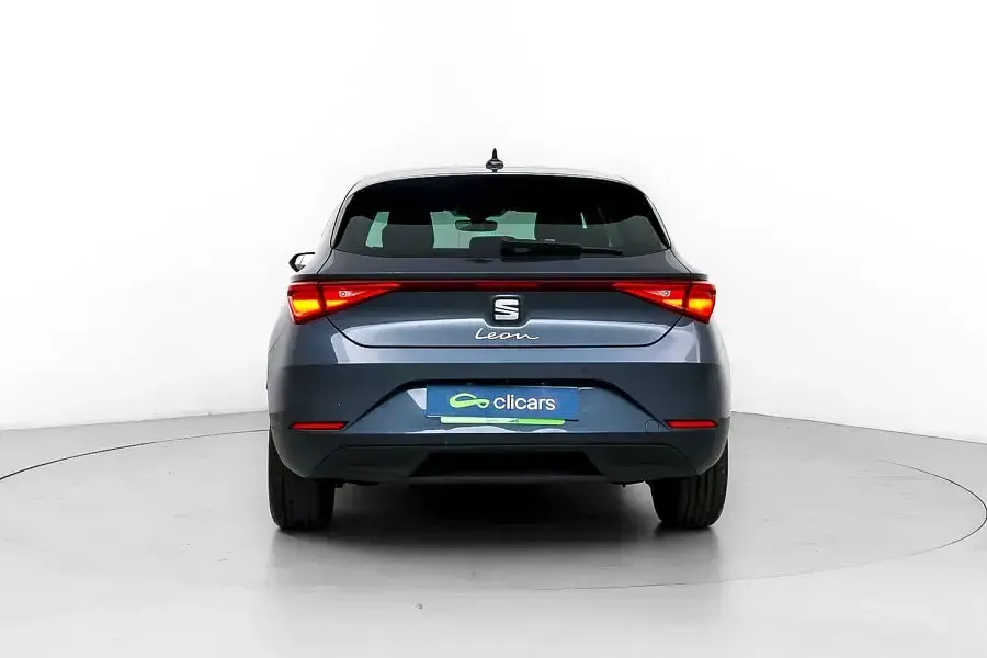 Usado Seat Leon Style 110 CV (80 kW) 2021