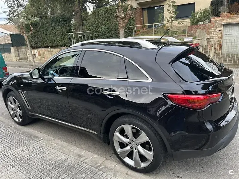 Usado Infiniti QX70 Premium 320 CV (235 kW) 2015 Negro SUV