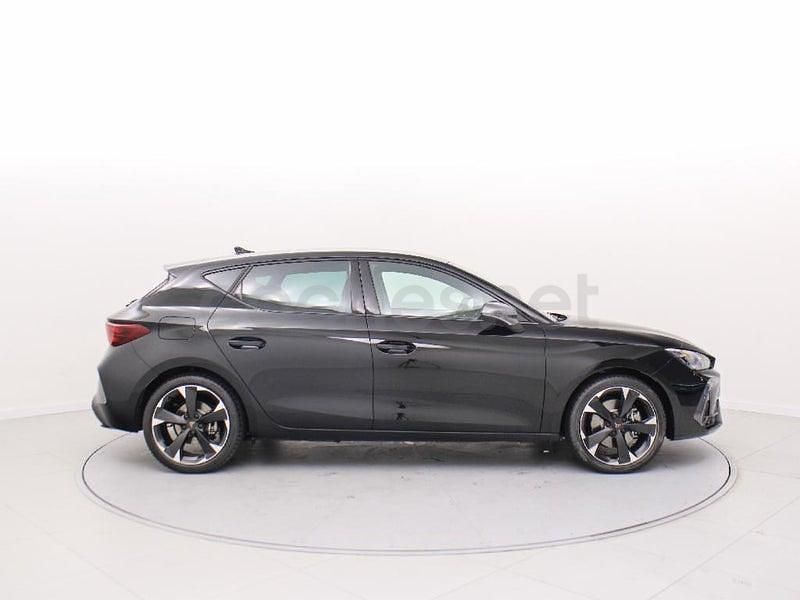 Nuevo Cupra Leon 204 CV (150 kW) 2025 Negro Berlina