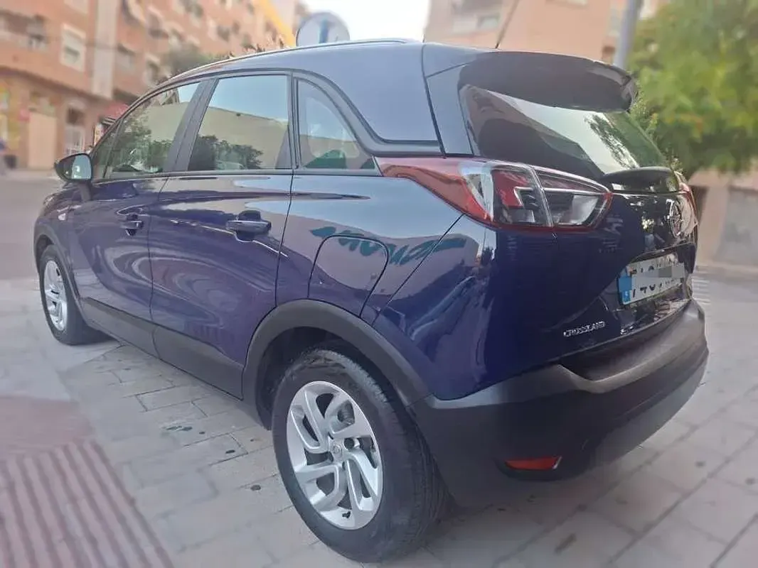 Usado Opel Crossland X Selective 82 CV (60 kW) 2017 Azul SUV