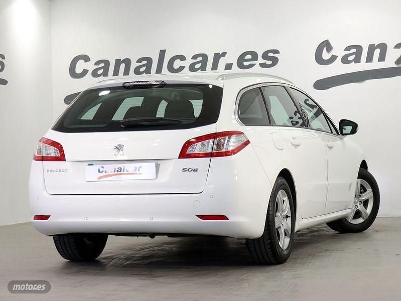 Usado Peugeot 508 SW Active 120 CV (88 kW) 2017 Blanco Familiar
