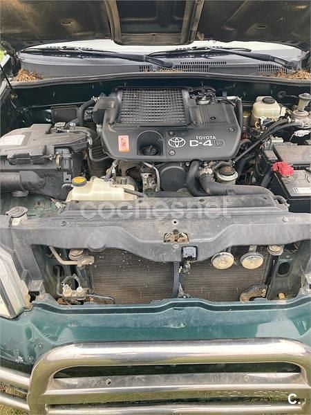 Usado Toyota Land Cruiser 163 CV (119 kW) 2005 Verde SUV