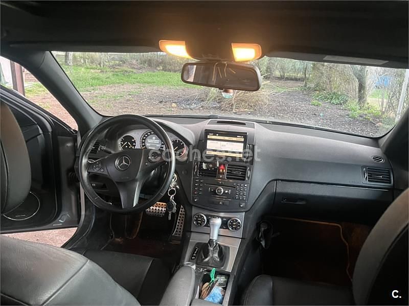 Usado Mercedes C220 Avantgarde 170 CV (125 kW) 2008 Gris / plata Familiar