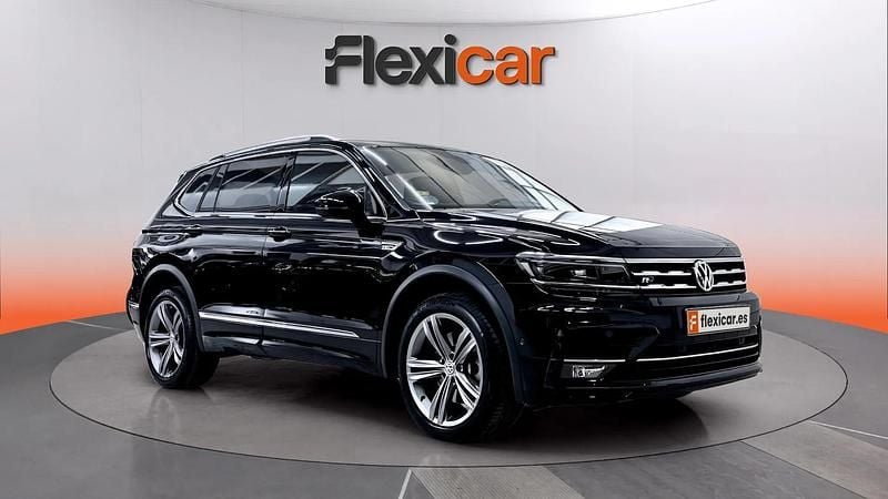 Usado VW Tiguan Allspace Sportline 150 CV (110 kW) 2021 Negro SUV