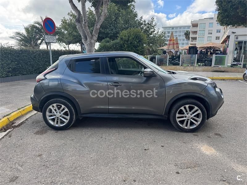 Usado Nissan Juke Acenta 110 CV (80 kW) 2016 Gris / plata SUV