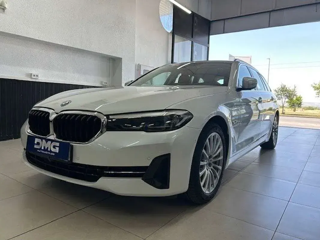 Usado BMW 530e 292 CV (214 kW) 2021 Blanco Familiar
