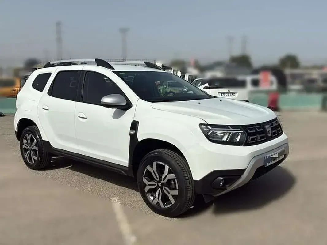 Usado Dacia Duster Prestige 91 CV (66 kW) 2022 Blanco SUV