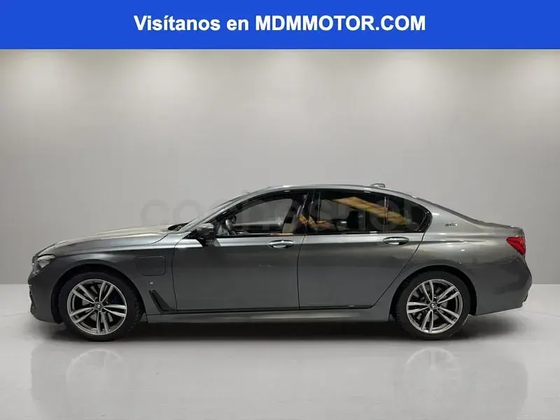 Usado BMW 740 iPerformance 326 CV (239 kW) 2017 Gris / plata Berlina