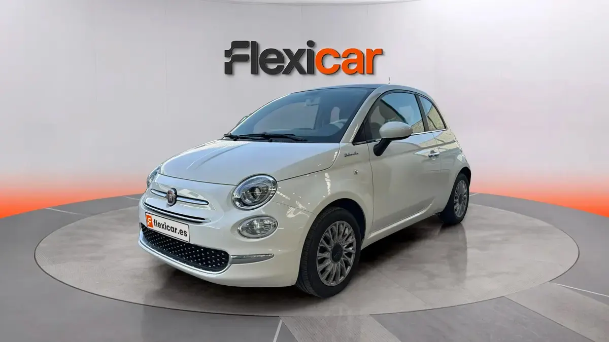 Usado Fiat 500 Dolcevita 70 CV (51 kW) 2023 Blanco Berlina