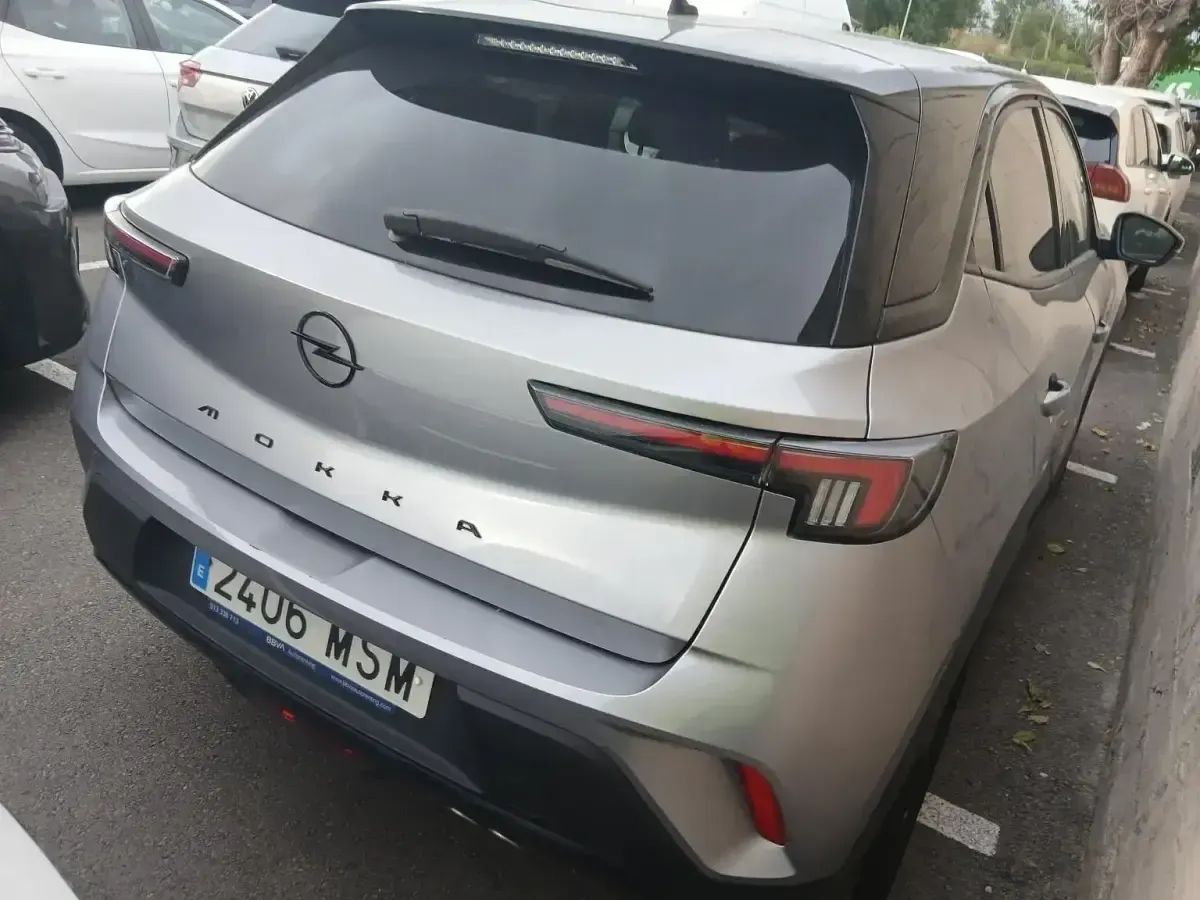 Usado Opel Mokka S 136 CV (100 kW) 2024 Gris SUV