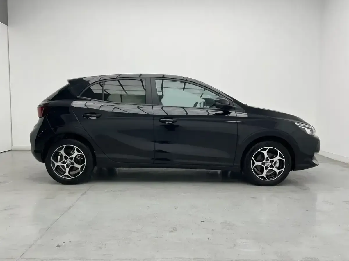 Nuevo MG MG3 Luxury 195 CV (143 kW) 2026 Negro Utilitario